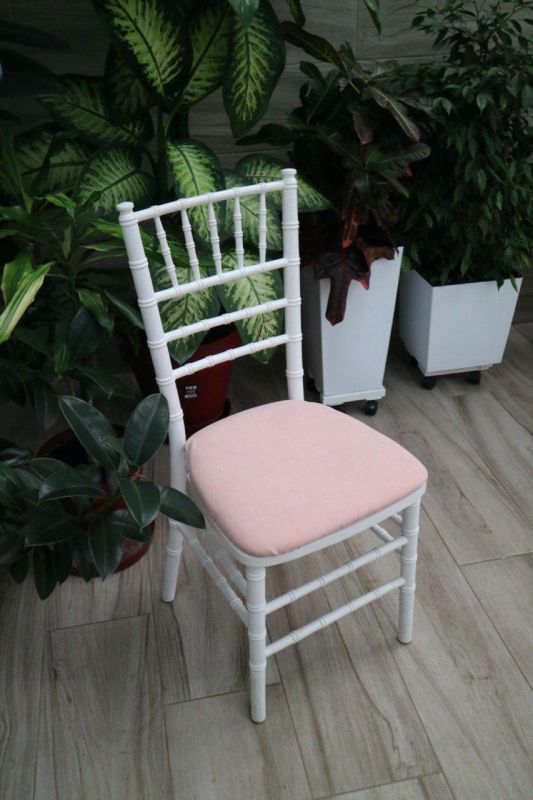 Стілець «Chiavari» білий з рожевим чохлом