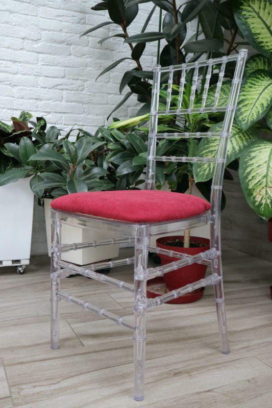 Стілець «Chiavari» скляний з бордовим чохлом