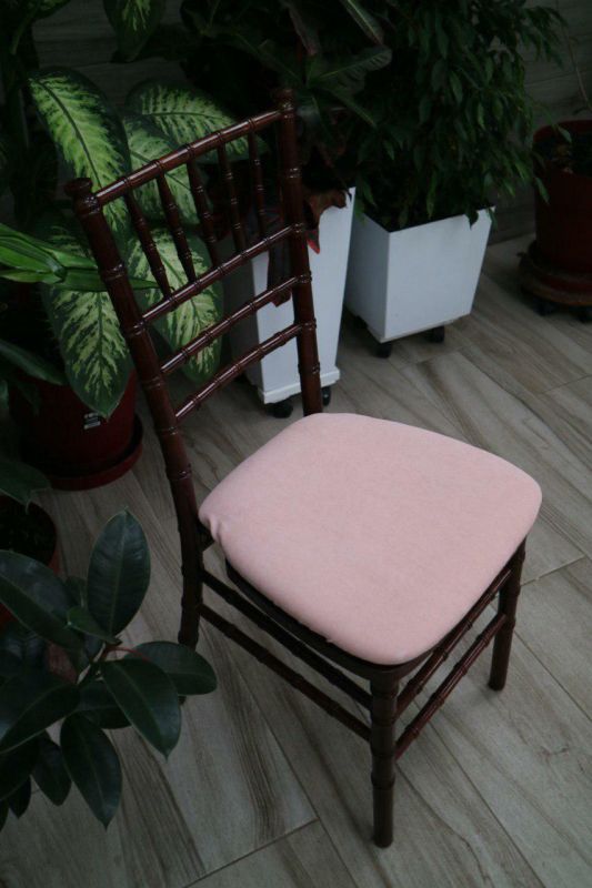 Стілець «Chiavari» венге з рожевим чохлом