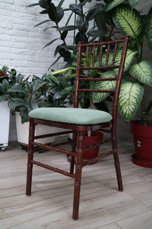 Стілець «Chiavari» венге з оливковим чохлом