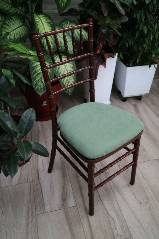 Стілець «Chiavari» венге з оливковим чохлом