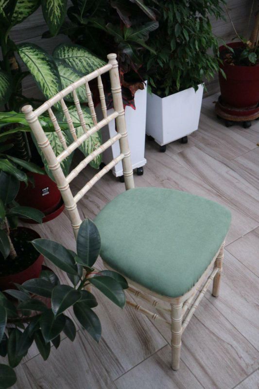 Стілець «Chiavari» чайна троянда з оливковим чохлом